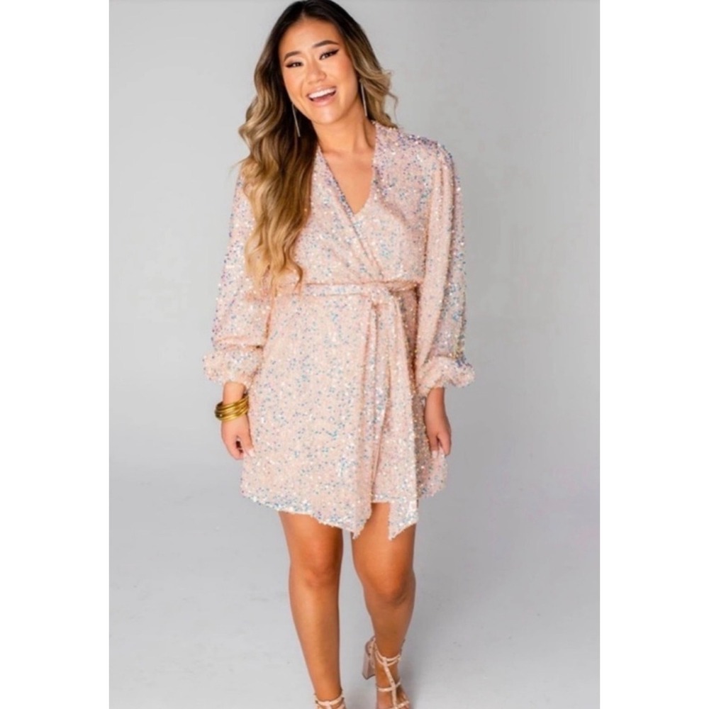 Buddy Love Adeline-1 Sequin Mini Dress Peach Pink Iridescent Tie Waist Medium‎